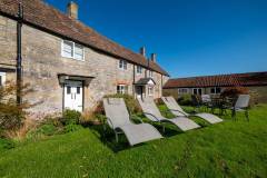 middlewick-lawn-chairs-nik